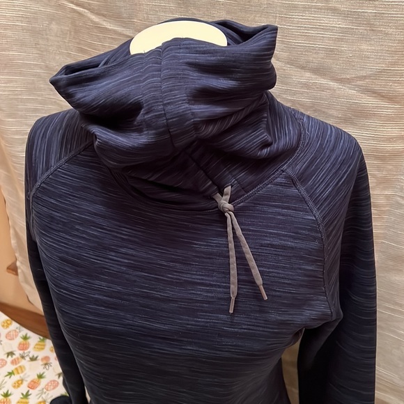 Noble Outfitters cowl neck Small - Picture 2 of 6